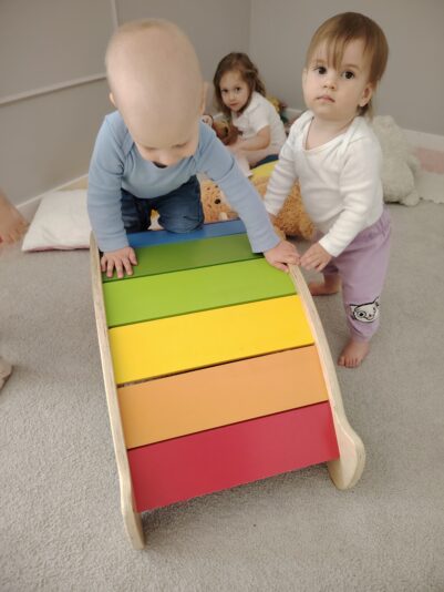 1000028569